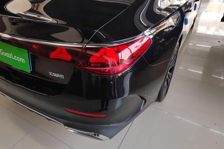 Used Mercedes-Benz E-Class 2024 Facelift E 300 L Fashion Sport Edition Exterior 2