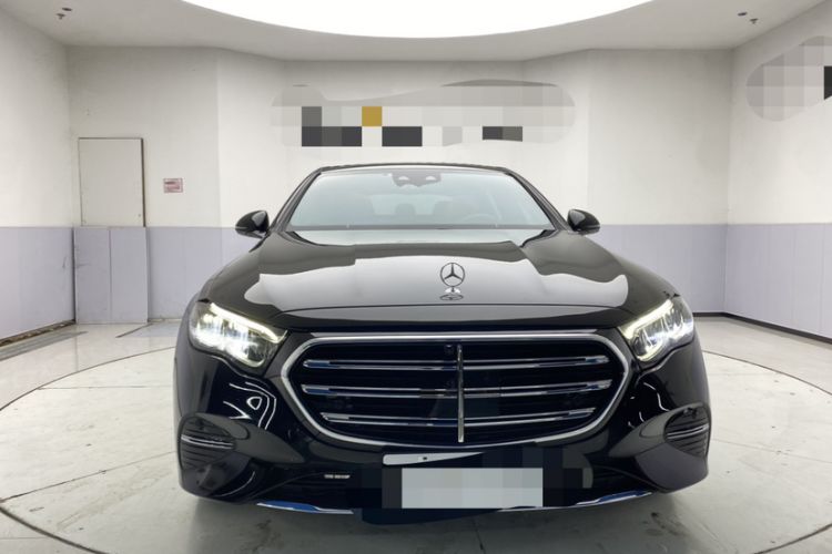 Used Mercedes-Benz E-Class 2024 Facelift E 300 L Luxury Edition Exterior 3
