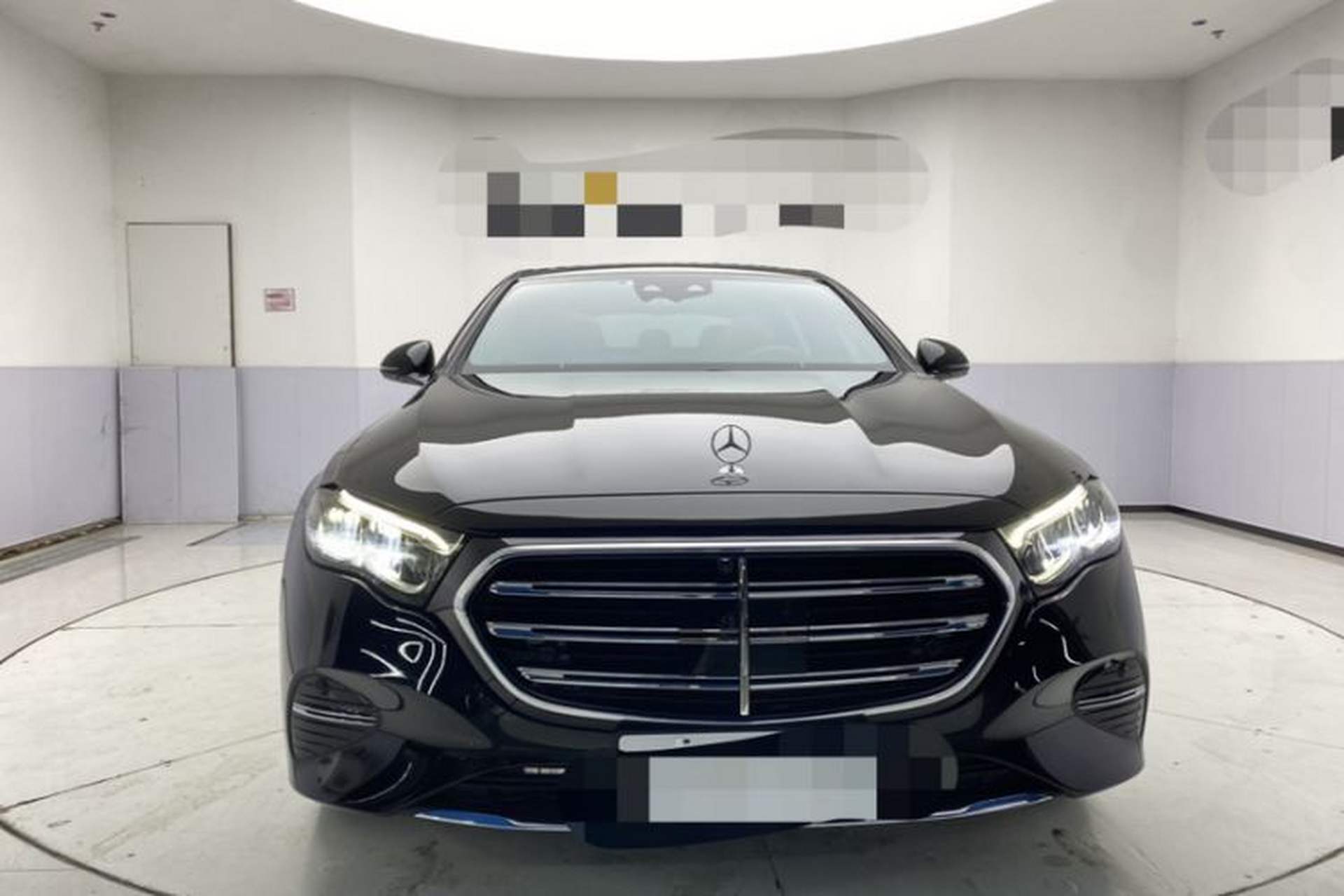 Used Mercedes-Benz E-Class 2024 Facelift E 300 L Luxury Edition Exterior 3