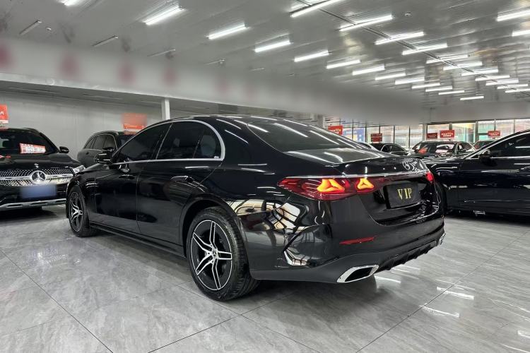 Used Mercedes-Benz E-Class 2024 E 260 Sport Edition Exterior 3