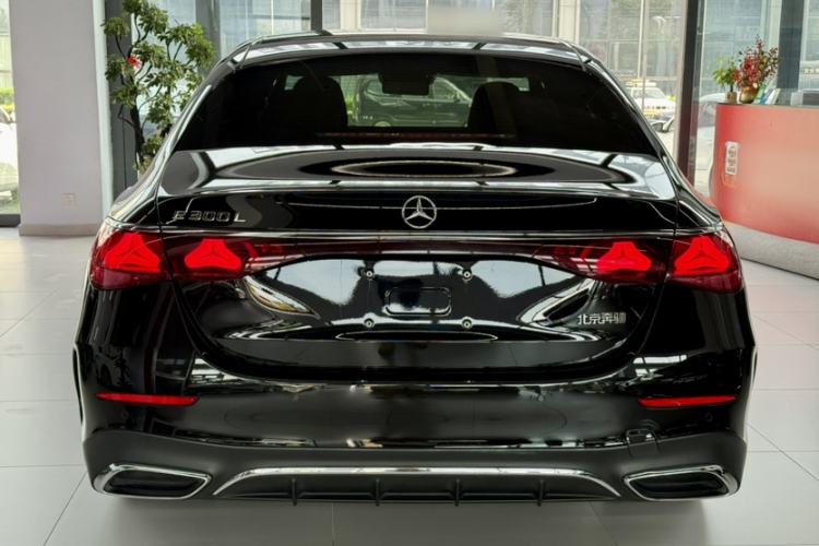 Used Mercedes-Benz E-Class 2024 Facelift E 300 L Fashion Sport Edition Exterior 3