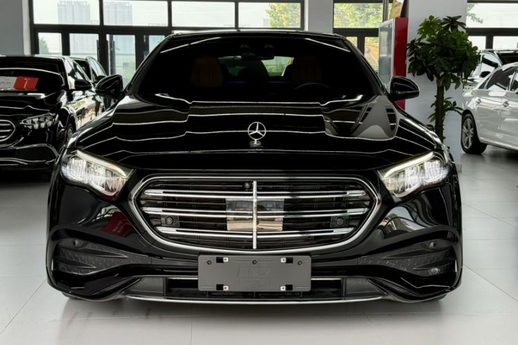 Used Mercedes-Benz E-Class 2024 Facelift E 300 L Fashion Sport Edition Exterior 4