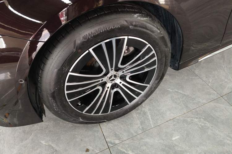 Used Mercedes-Benz E-Class 2024 E 260 L Exterior 4