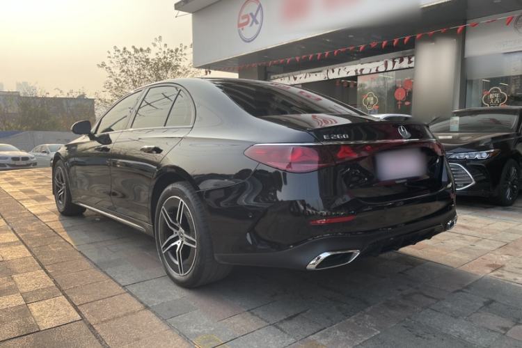 Used Mercedes-Benz E-Class 2024 E 260 Sport Edition Exterior 4