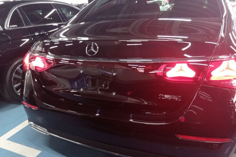 Used Mercedes-Benz E-Class 2024 E 300 L Stylish Model Exterior 4