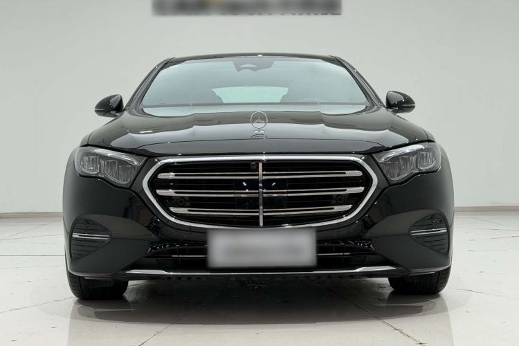 Used Mercedes-Benz E-Class 2024 E 260 L Exterior 4