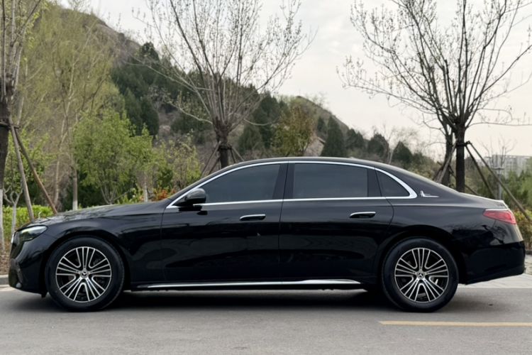 Used Mercedes-Benz E-Class 2024 E 260 L Exterior 5