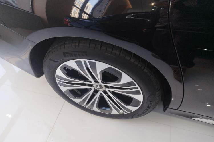Used Mercedes-Benz E-Class 2024 E 300 L Fashion Sport Model Exterior 5