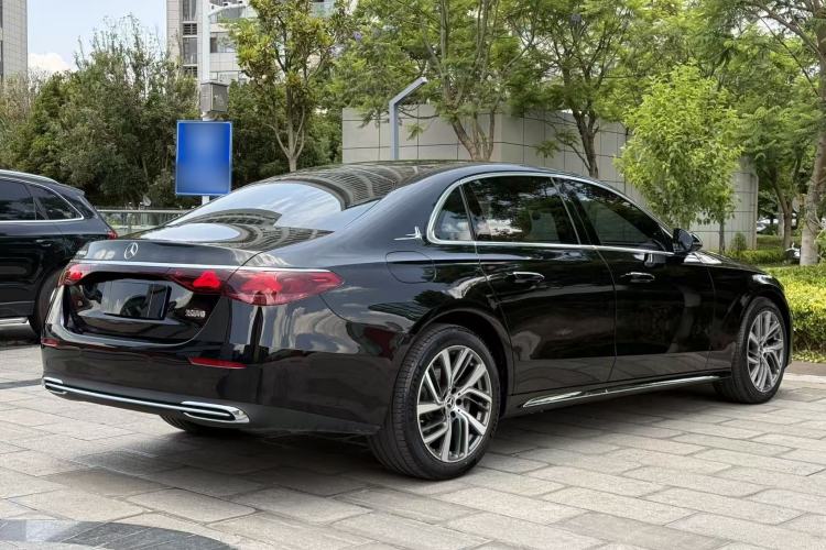 Used Mercedes-Benz E-Class 2024 Refresh E 300 L Stylish Edition Exterior 5