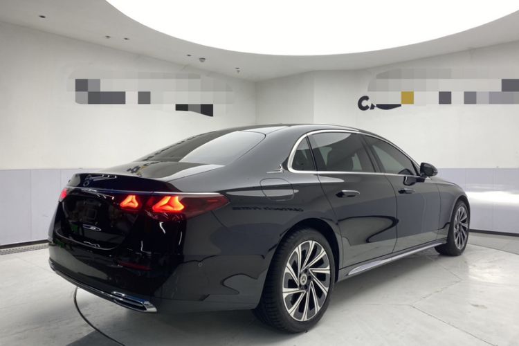 Used Mercedes-Benz E-Class 2024 Facelift E 300 L Luxury Edition Exterior 5