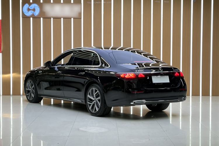 Used Mercedes-Benz E-Class 2024 Refresh E 300 L Stylish Edition Exterior 5
