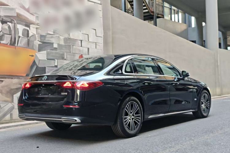 Used Mercedes-Benz E-Class 2024 E 260 L Exterior 6