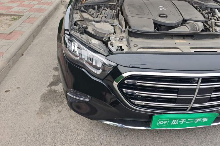 Used Mercedes-Benz E-Class 2024 E 300 L Luxury Model Exterior 6