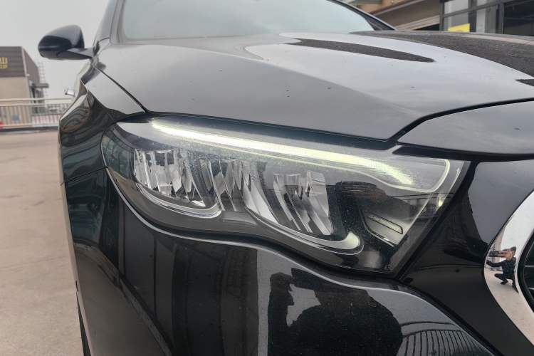 Used Mercedes-Benz E-Class 2024 E 300 L Luxury Model Exterior 6
