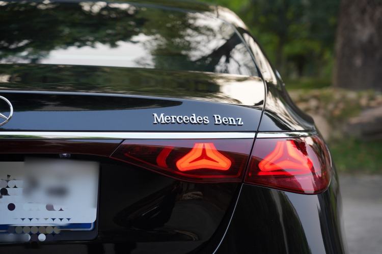 Used Mercedes-Benz E-Class 2024 E 260 L Exterior 7