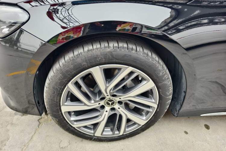 Used Mercedes-Benz E-Class 2024 E 300 L Stylish Model Exterior 7