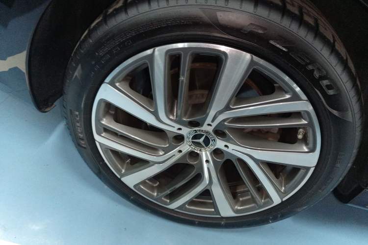 Used Mercedes-Benz E-Class 2024 E 300 L Stylish Model Exterior 8