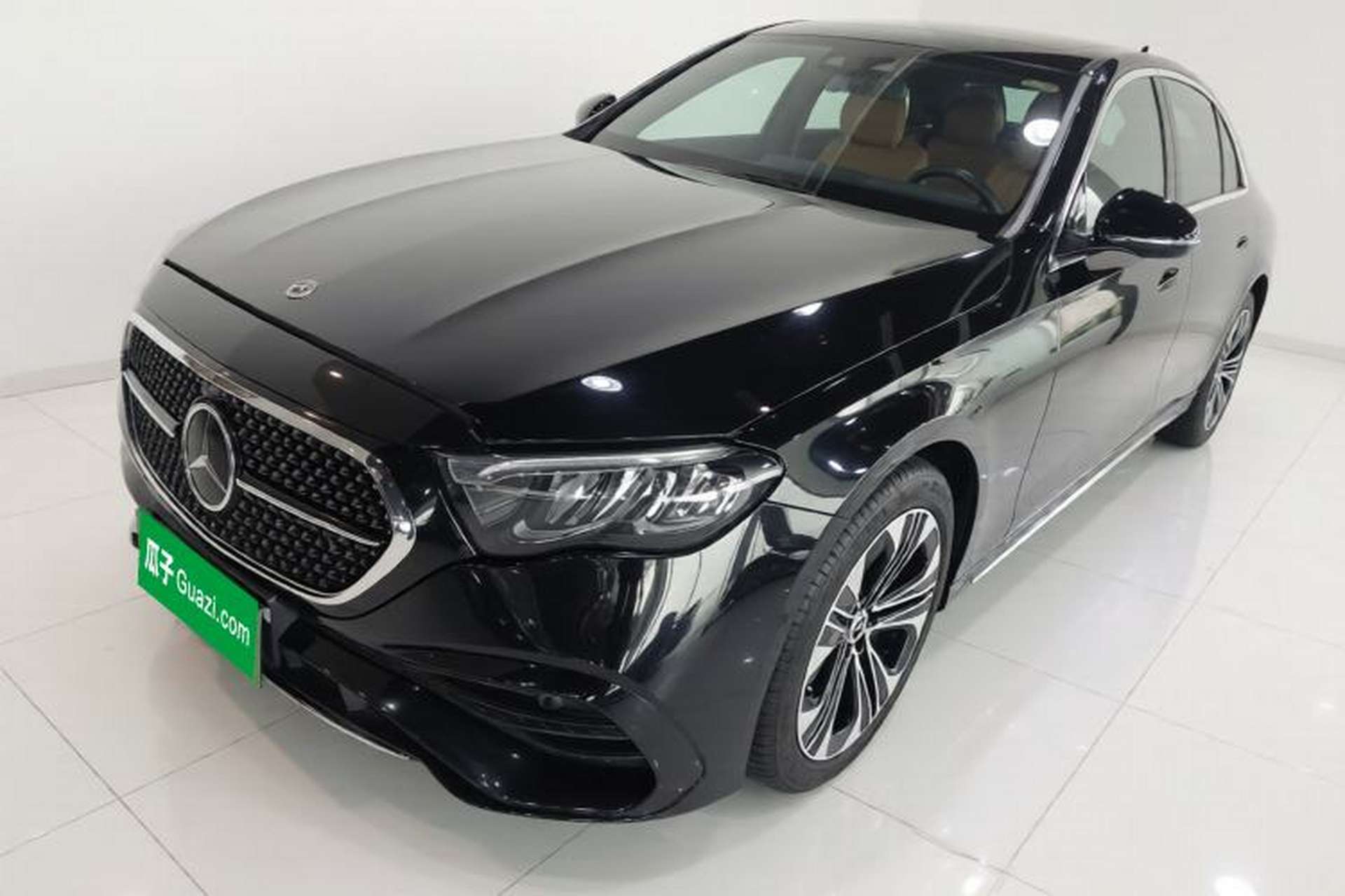 Used Mercedes-Benz E-Class 2024 E 300 L Fashion Sport Model Front Left 45 Deg