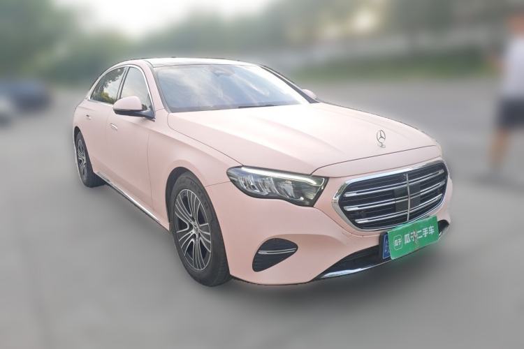 Used Mercedes-Benz E-Class 2024 E 260 L Front Right 45 Deg