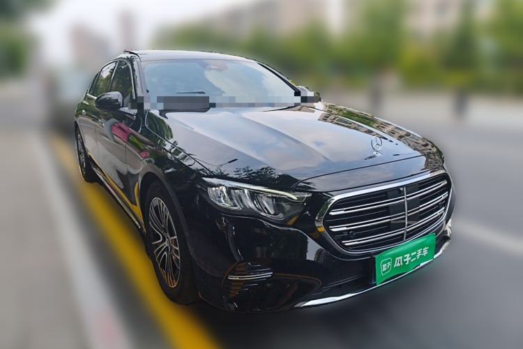Used Mercedes-Benz E-Class 2024 Facelift E 260 L Front Right 45 Deg