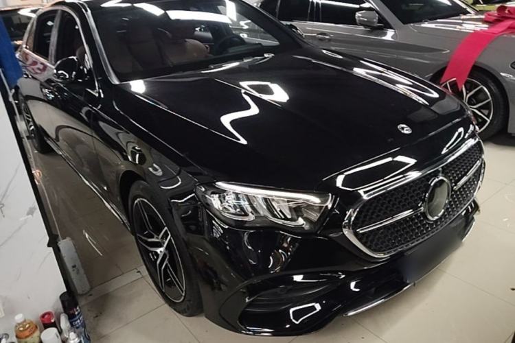 Used Mercedes-Benz E-Class 2024 E 300 L Luxury Sport Model Front Right 45 Deg