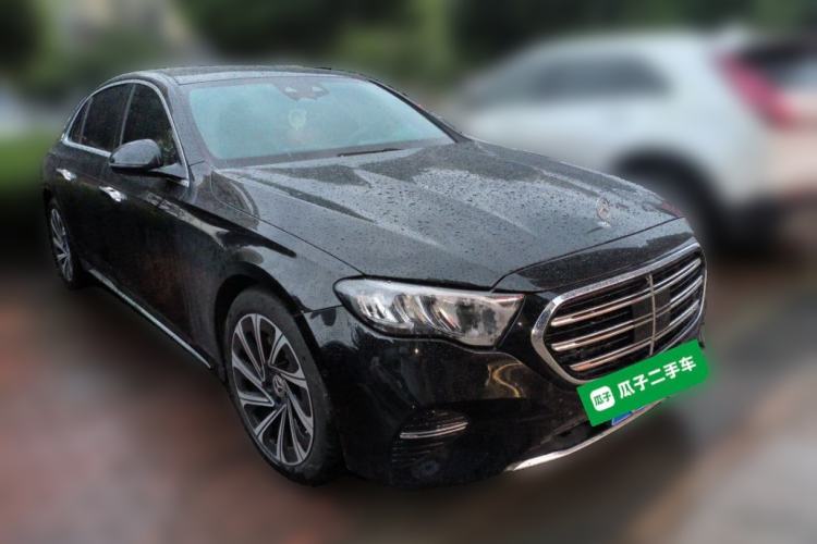 Used Mercedes-Benz E-Class 2024 Facelift E 300 L Luxury Edition Front Right 45 Deg