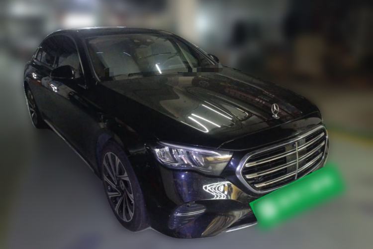 Used Mercedes-Benz E-Class 2024 Facelift E 300 L Luxury Edition Front Right 45 Deg