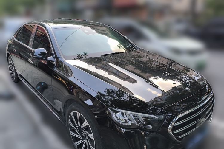 Used Mercedes-Benz E-Class 2024 Facelift E 300 L Luxury Edition Front Right 45 Deg