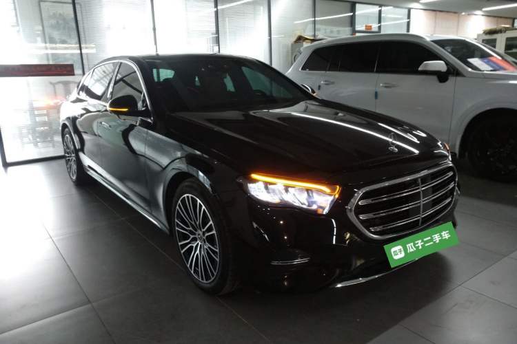 Used Mercedes-Benz E-Class 2024 Facelift E 300 L Luxury Edition Front Right 45 Deg