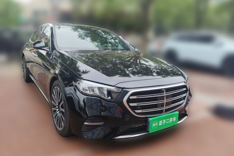 Used Mercedes-Benz E-Class 2024 E 260 L Front Right 45 Deg