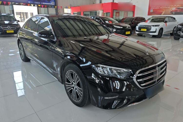 Used Mercedes-Benz E-Class 2024 Facelift E 260 L Front Right 45 Deg
