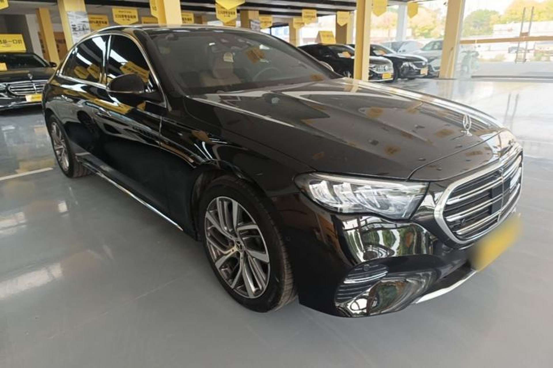 Used Mercedes-Benz E-Class 2024 Refresh E 300 L Stylish Edition Front Right 45 Deg