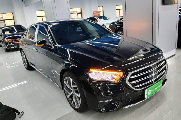 Used Mercedes-Benz E-Class 2024 Refresh E 300 L Stylish Edition Front Right 45 Deg