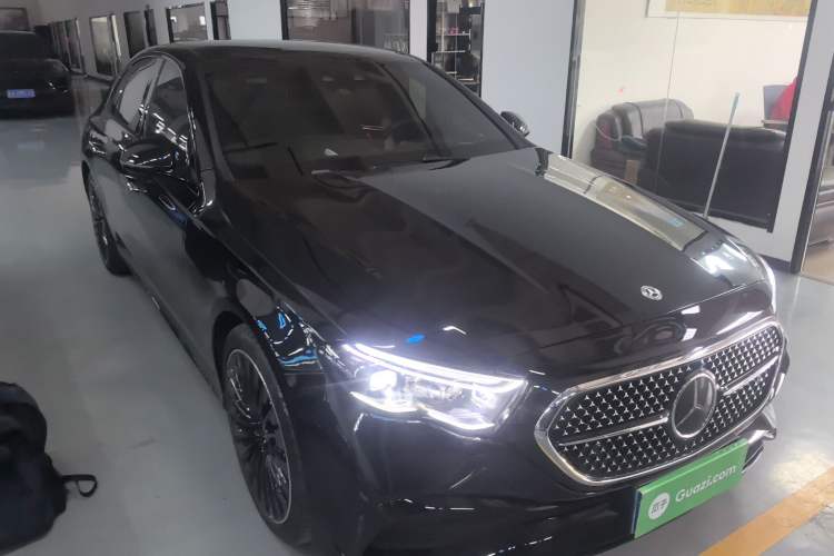Used Mercedes-Benz E-Class 2024 E 300 Luxury Sport Edition Front Right 45 Deg