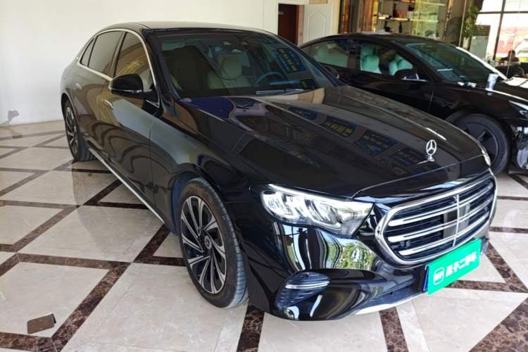 Used Mercedes-Benz E-Class 2024 Facelift E 300 L Luxury Edition Front Right 45 Deg