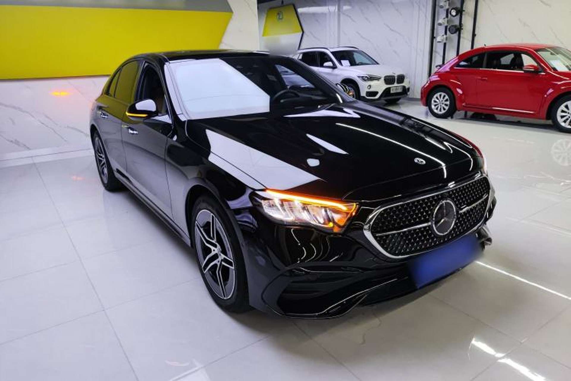 Used Mercedes-Benz E-Class 2024 E 300 Fashion Sport Edition Front Right 45 Deg