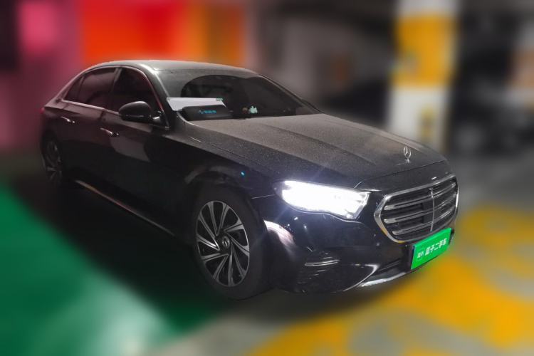 Used Mercedes-Benz E-Class 2024 Facelift E 300 L Luxury Edition Front Right 45 Deg