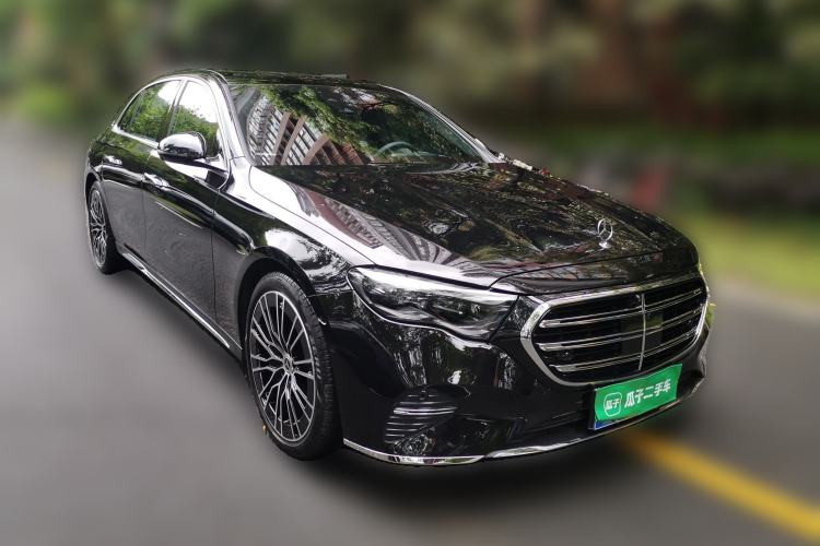 Used Mercedes-Benz E-Class 2024 E 300 L Exclusive Edition Front Right 45 Deg