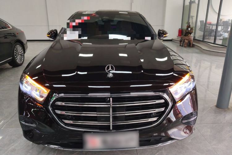 Used Mercedes-Benz E-Class 2024 E 260 L Front