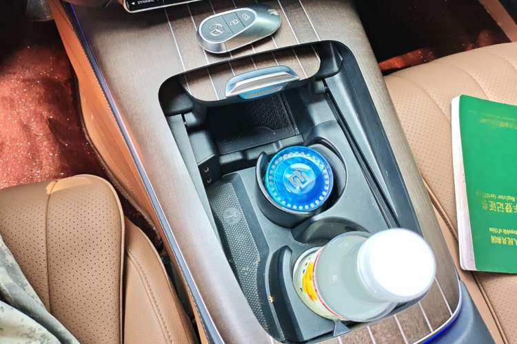 Used Mercedes-Benz E-Class 2024 Facelift E 300 L Luxury Edition Gear Lever