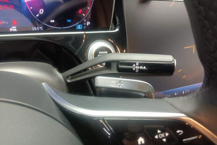 Used Mercedes-Benz E-Class 2024 E 300 L Luxury Model Gear Lever