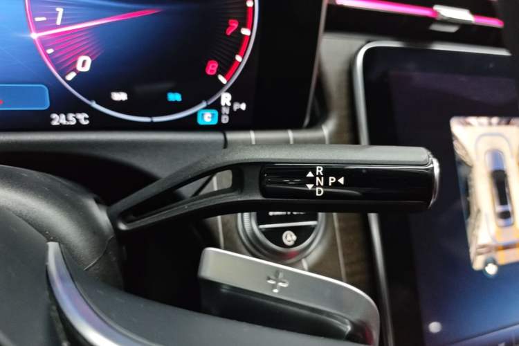 Used Mercedes-Benz E-Class 2024 E 300 L Stylish Model Gear Lever
