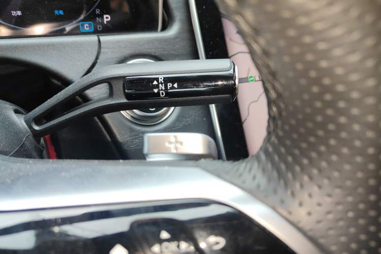 Used Mercedes-Benz E-Class 2024 E 300 L Fashion Sport Model Gear Lever