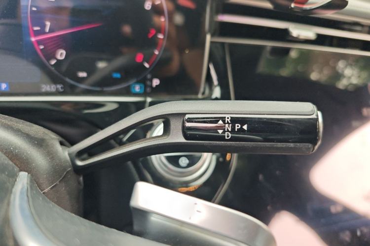 Used Mercedes-Benz E-Class 2024 E 300 L Luxury Model Gear Lever