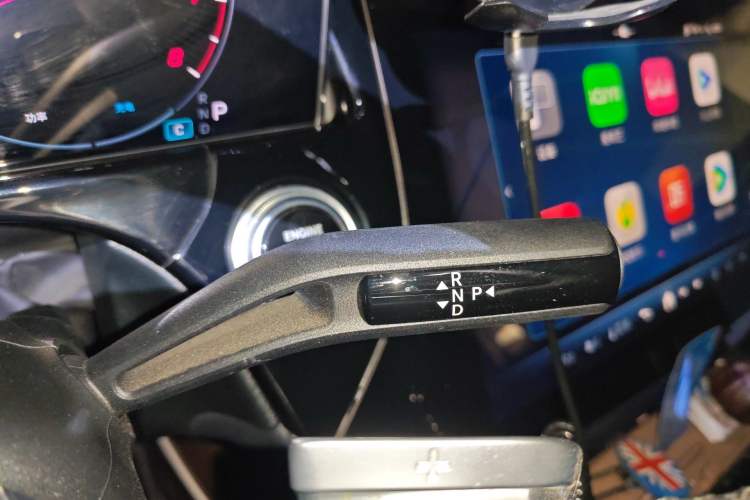 Used Mercedes-Benz E-Class 2024 E 300 L Luxury Model Gear Lever