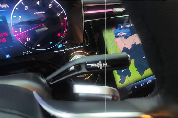 Used Mercedes-Benz E-Class 2024 Facelift E 300 L Luxury Edition Gear Lever