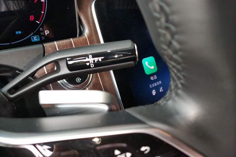 Used Mercedes-Benz E-Class 2024 Refresh E 300 L Stylish Edition Gear Lever