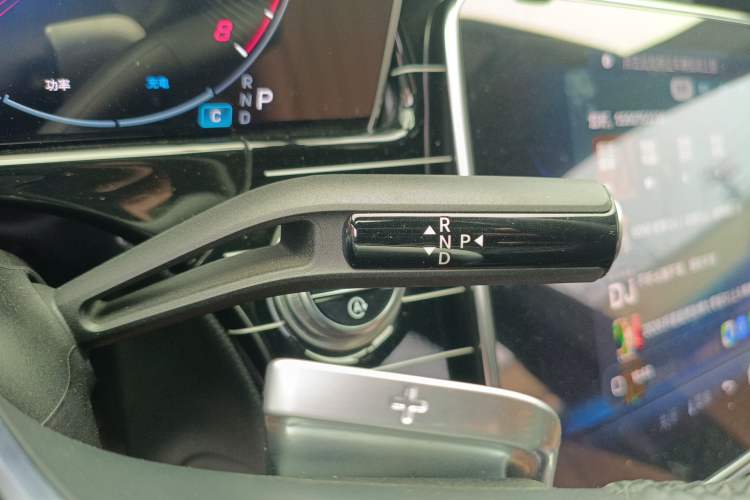 Used Mercedes-Benz E-Class 2024 E 260 L Gear Lever