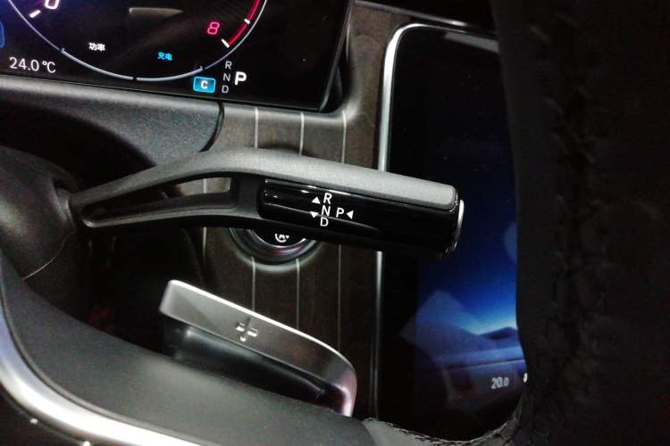 Used Mercedes-Benz E-Class 2024 E 300 L Stylish Model Gear Lever