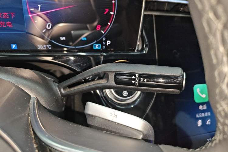 Used Mercedes-Benz E-Class 2024 Facelift E 300 L Luxury Edition Gear Lever
